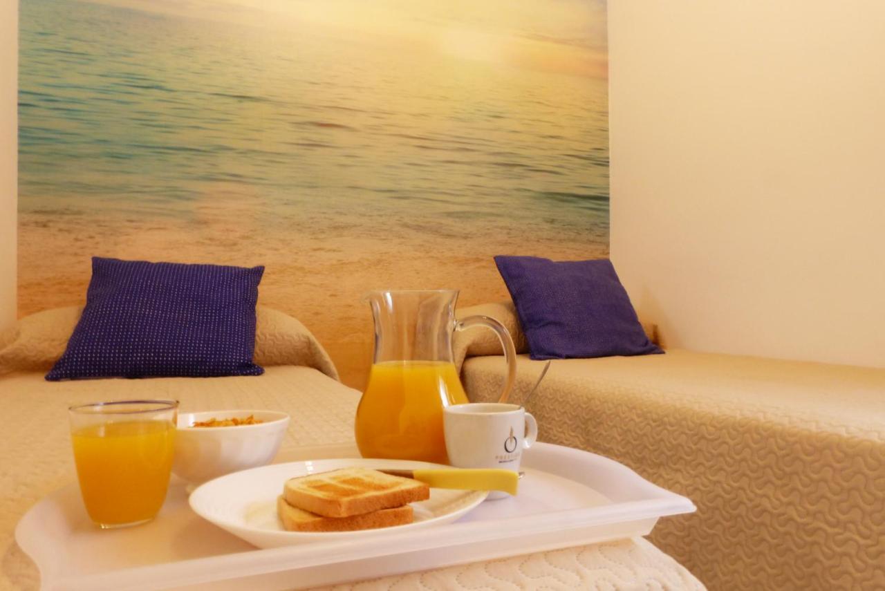 דירות בנאלמדנה Studio With Access To The Garden. Open Pool. Beach Very Close. Wifi & Netflix Free מראה חיצוני תמונה