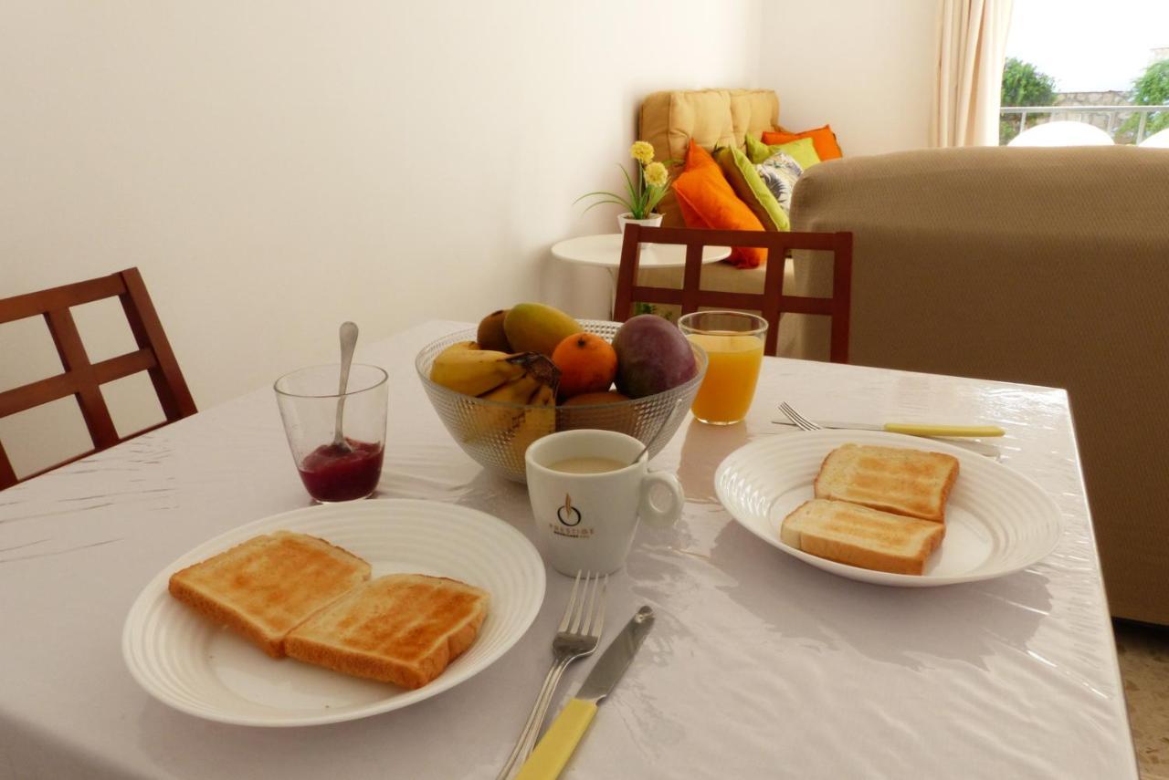 דירות בנאלמדנה Studio With Access To The Garden. Open Pool. Beach Very Close. Wifi & Netflix Free מראה חיצוני תמונה