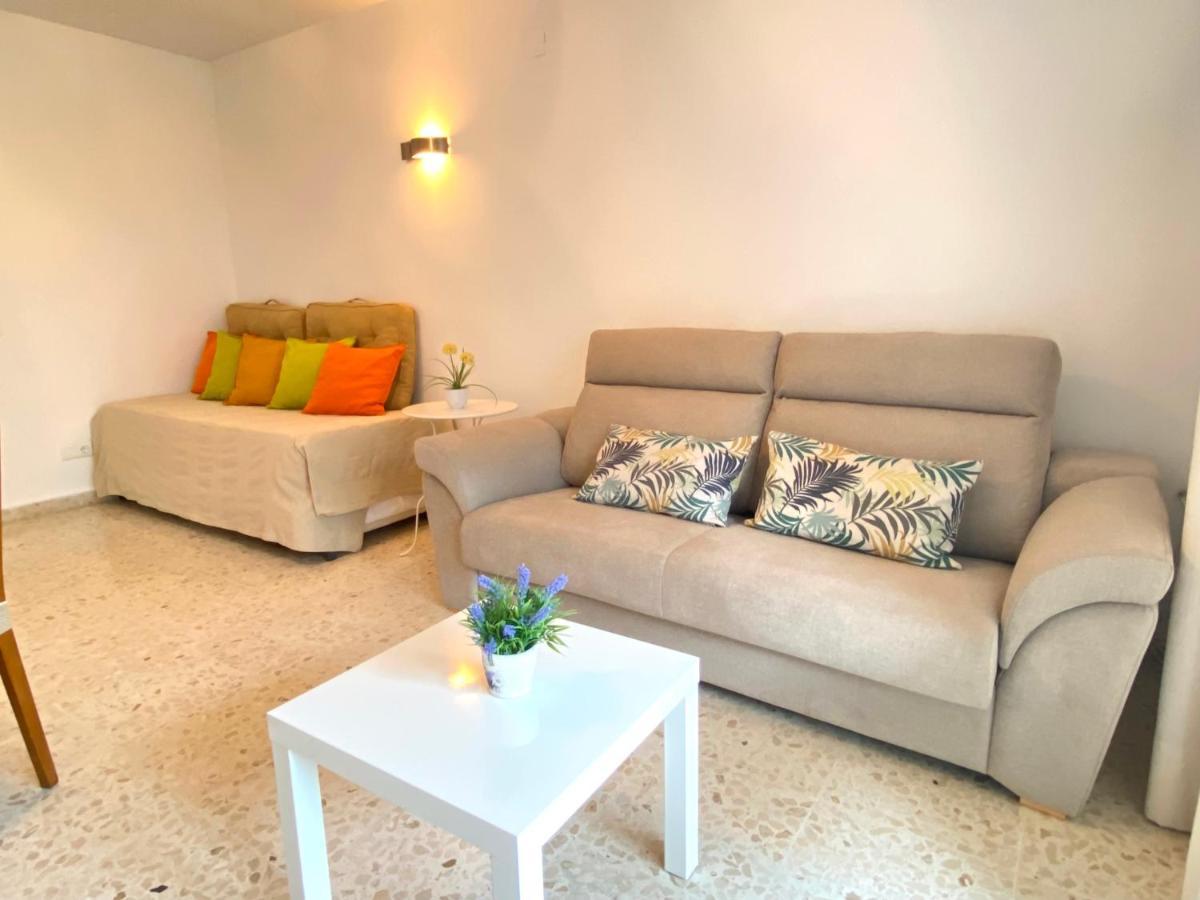 דירות בנאלמדנה Studio With Access To The Garden. Open Pool. Beach Very Close. Wifi & Netflix Free מראה חיצוני תמונה